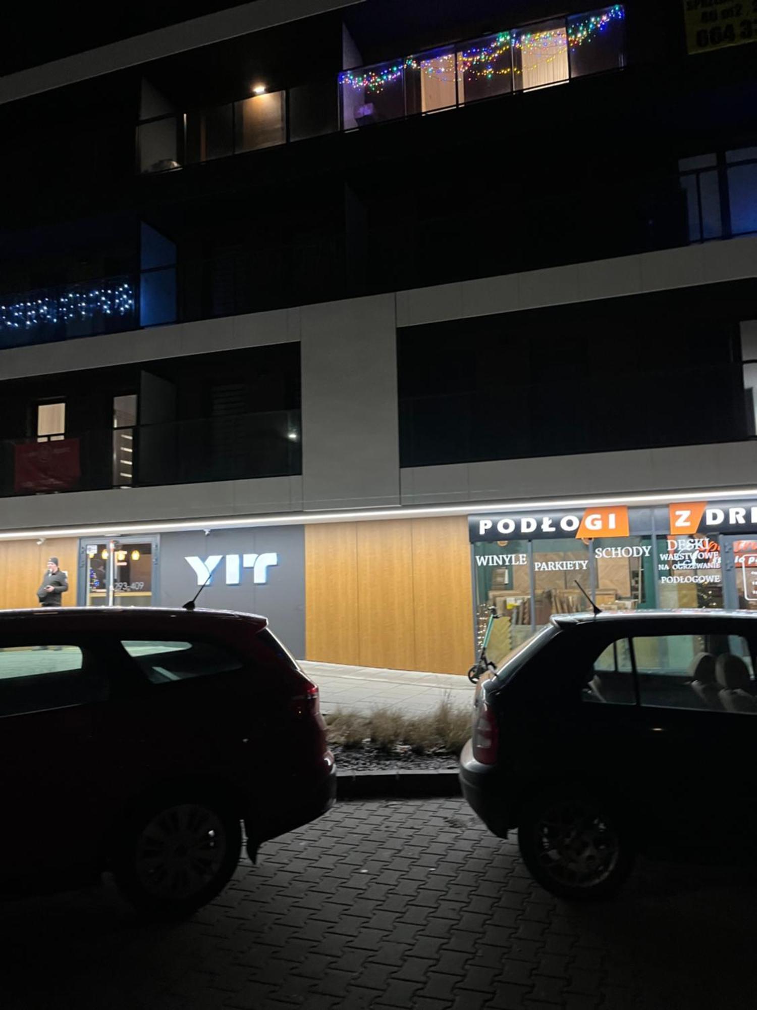 Warsaw Airport Wyscigi - City And Green View Apartment With Underground Garage Exterior photo