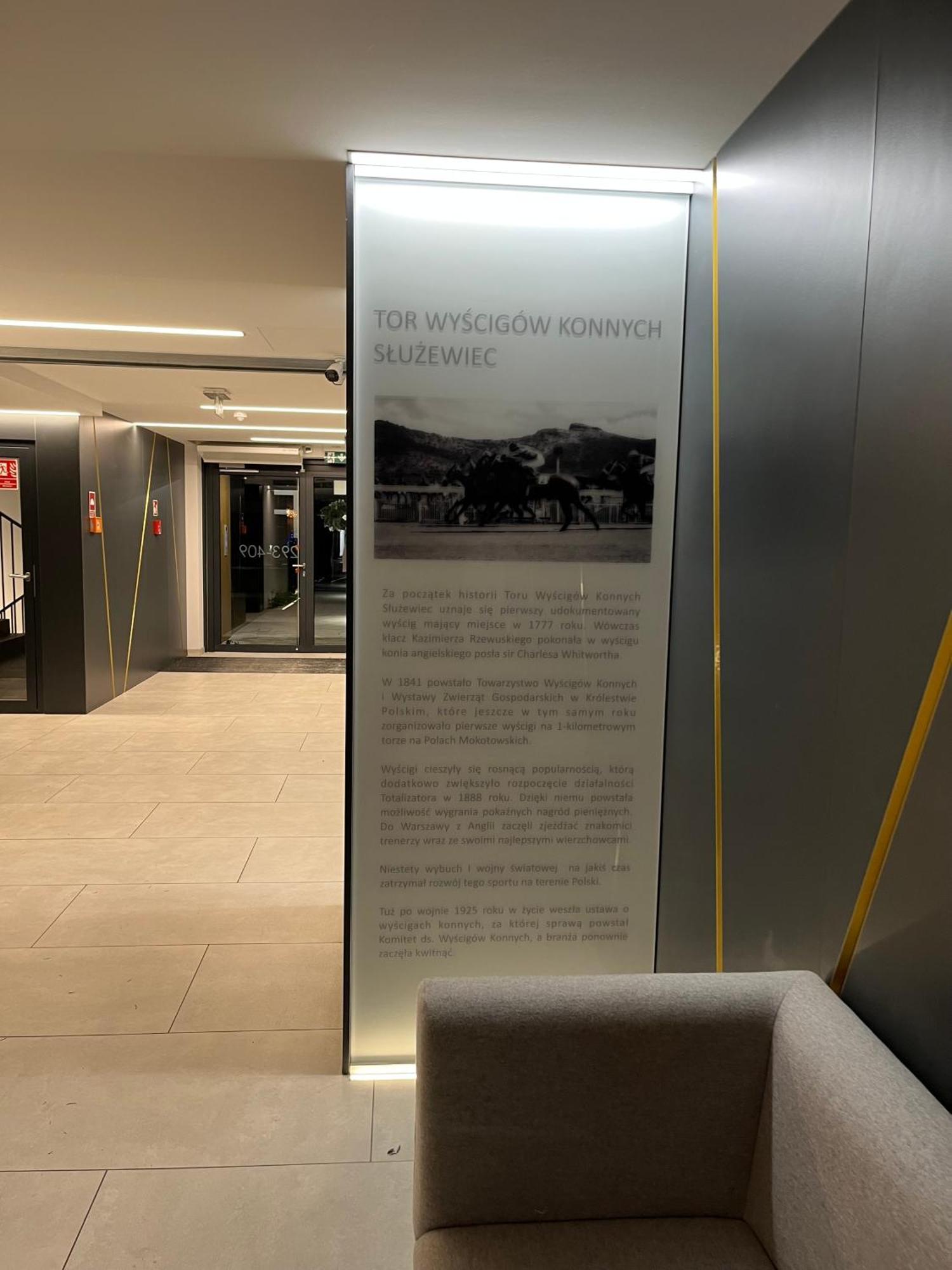 Warsaw Airport Wyscigi - City And Green View Apartment With Underground Garage Exterior photo